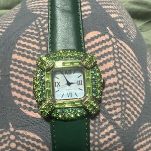 Elegant Vintage green Gemstone Women's Watch